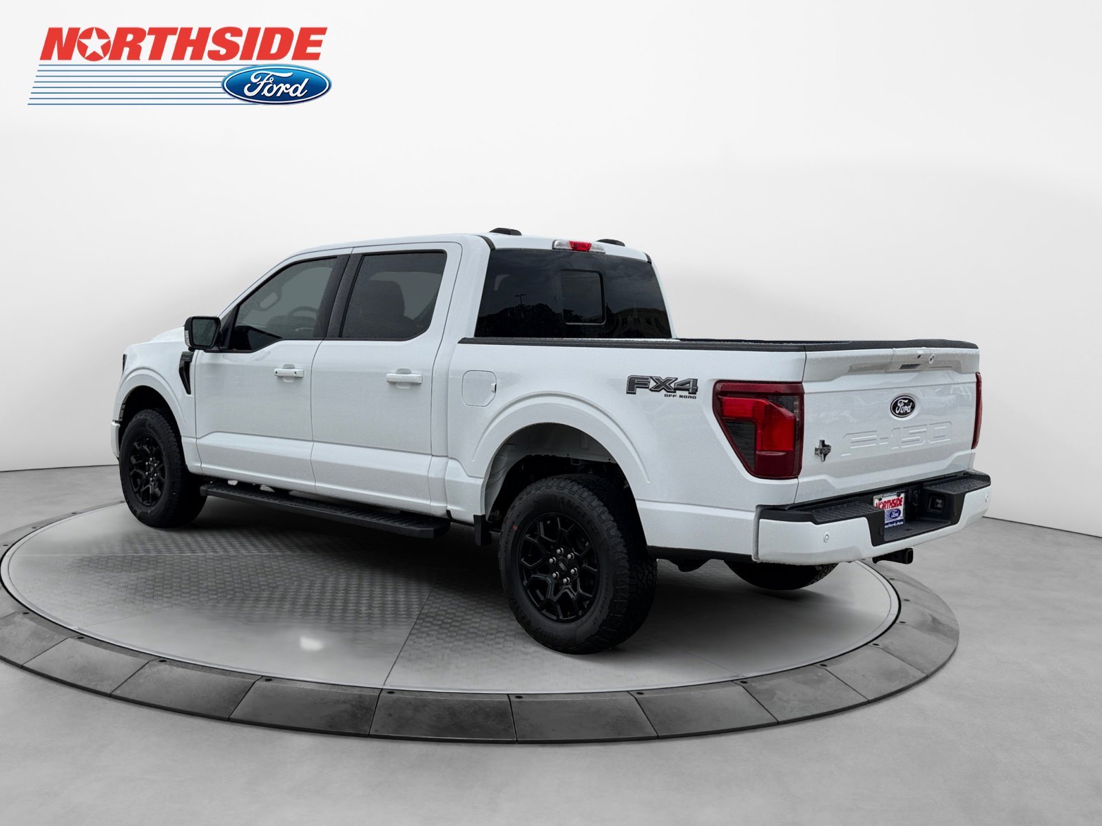 New 2026 Oxford White Ford XLT image 5