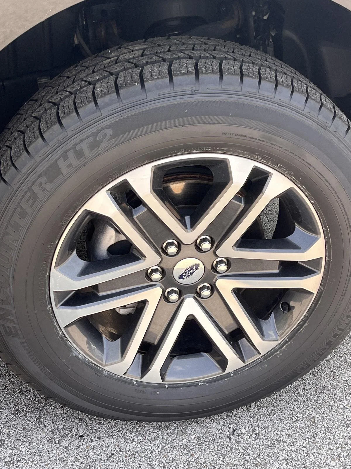 Used 2023 Black Metallic Ford XL image 13