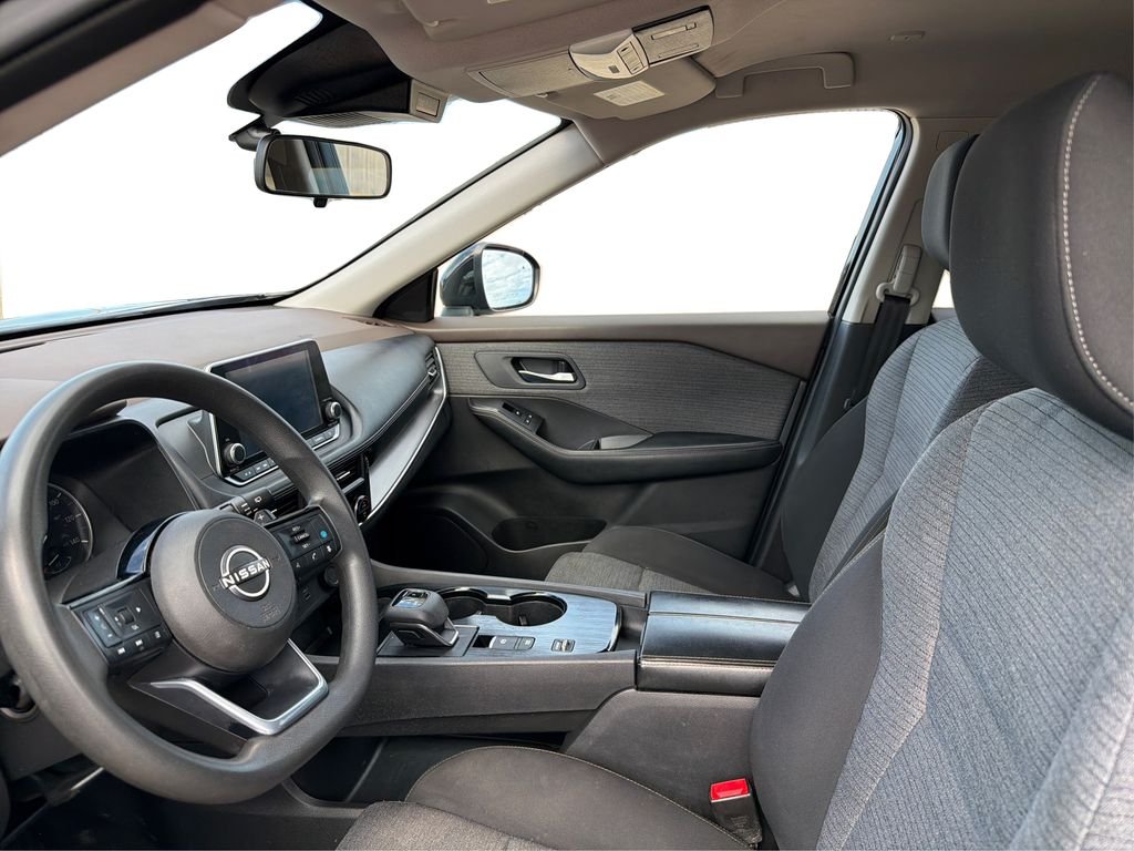 Used 2023 Super Black Nissan SV image 10