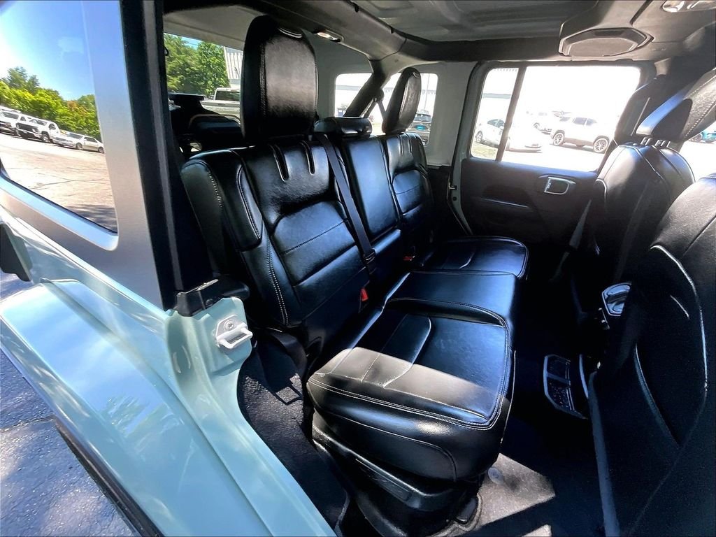 Used 2023 Gray Jeep Sahara 4xe image 15