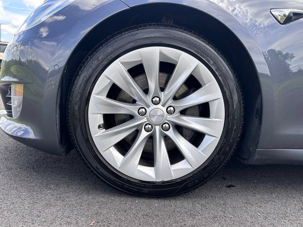 Used 2018 Gray Tesla 75D image 13