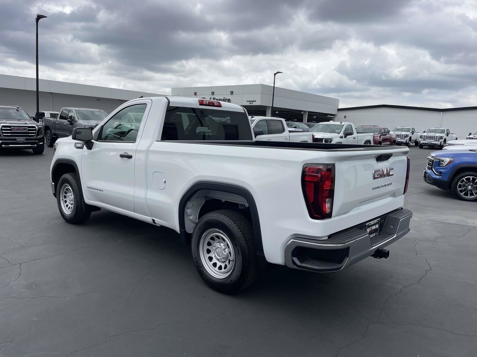 2026 GMC Sierra 1500 Pro - Photo 7