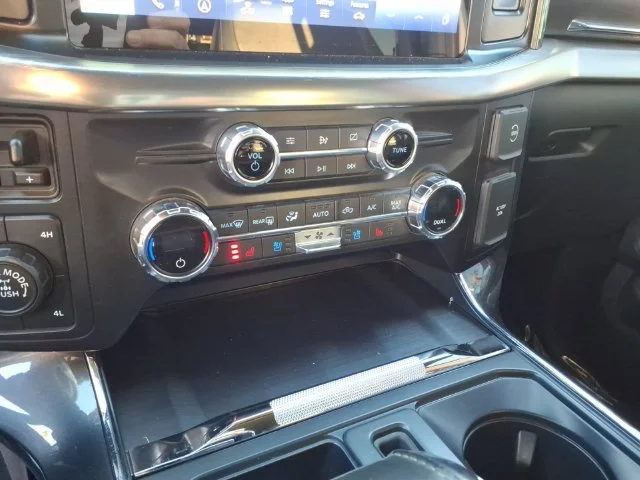 Used 2021 White Ford LARIAT image 26