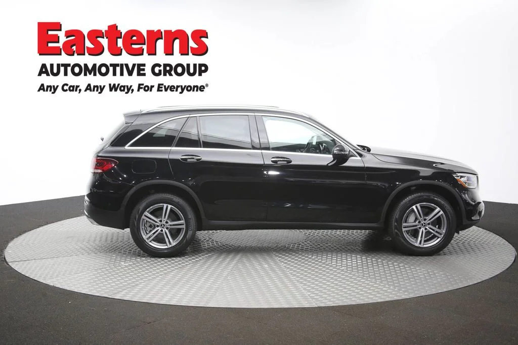 Used 2022 Black Mercedes-Benz GLC 300 image 44