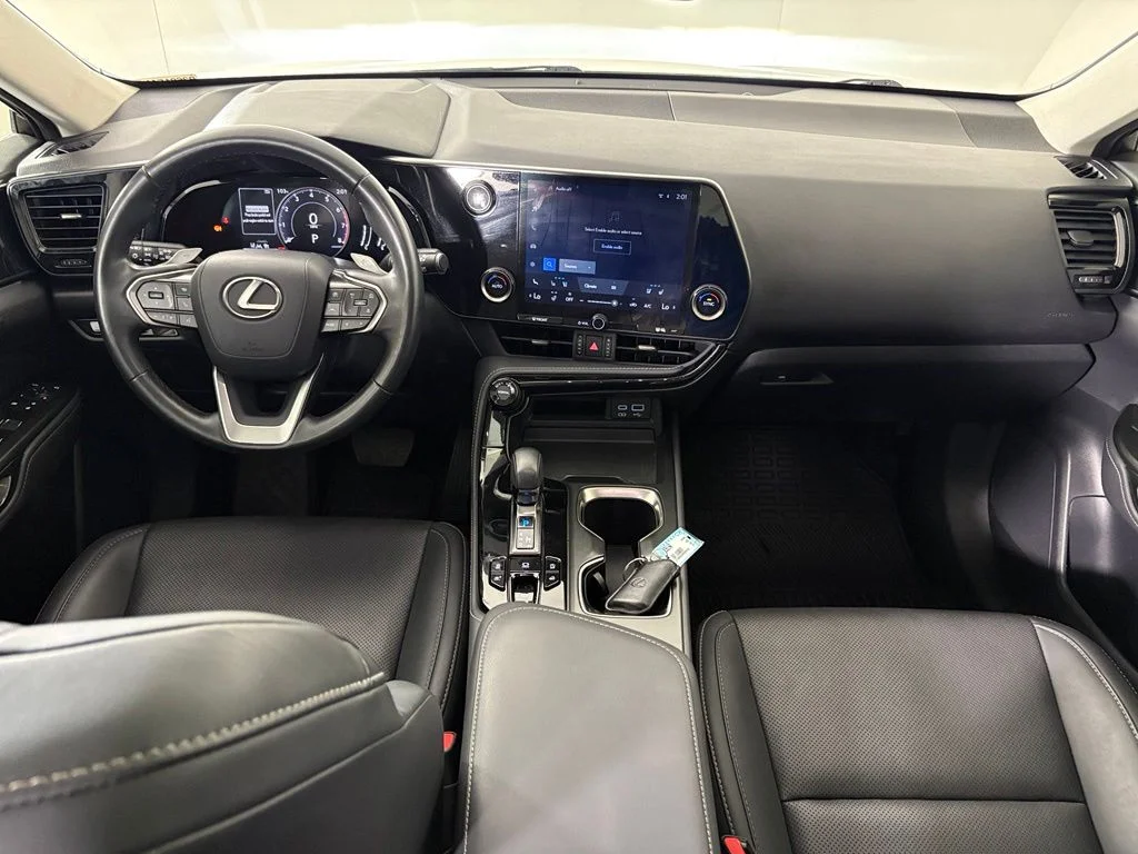 Used 2024 White Lexus 350 Premium image 39