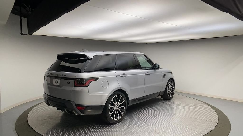Used 2022 Hakuba Silver Metallic Land Rover HSE Silver Edition image 8
