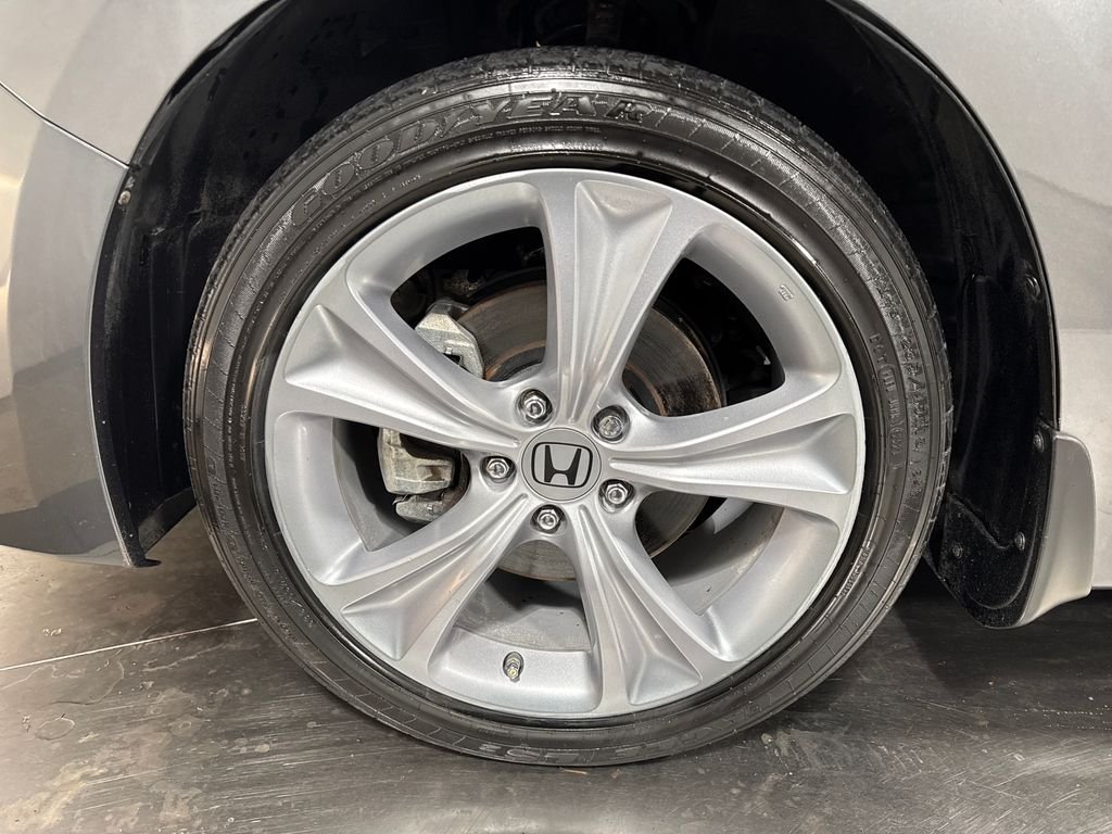 Used 2011 Honda Accord EX-L V6 with VIN 1HGCS2B84BA005769 for sale in Beaverton, OR