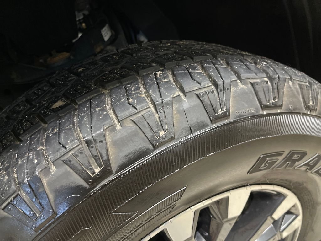 Certified Used 2023 Blue Nissan PRO-4X image 14