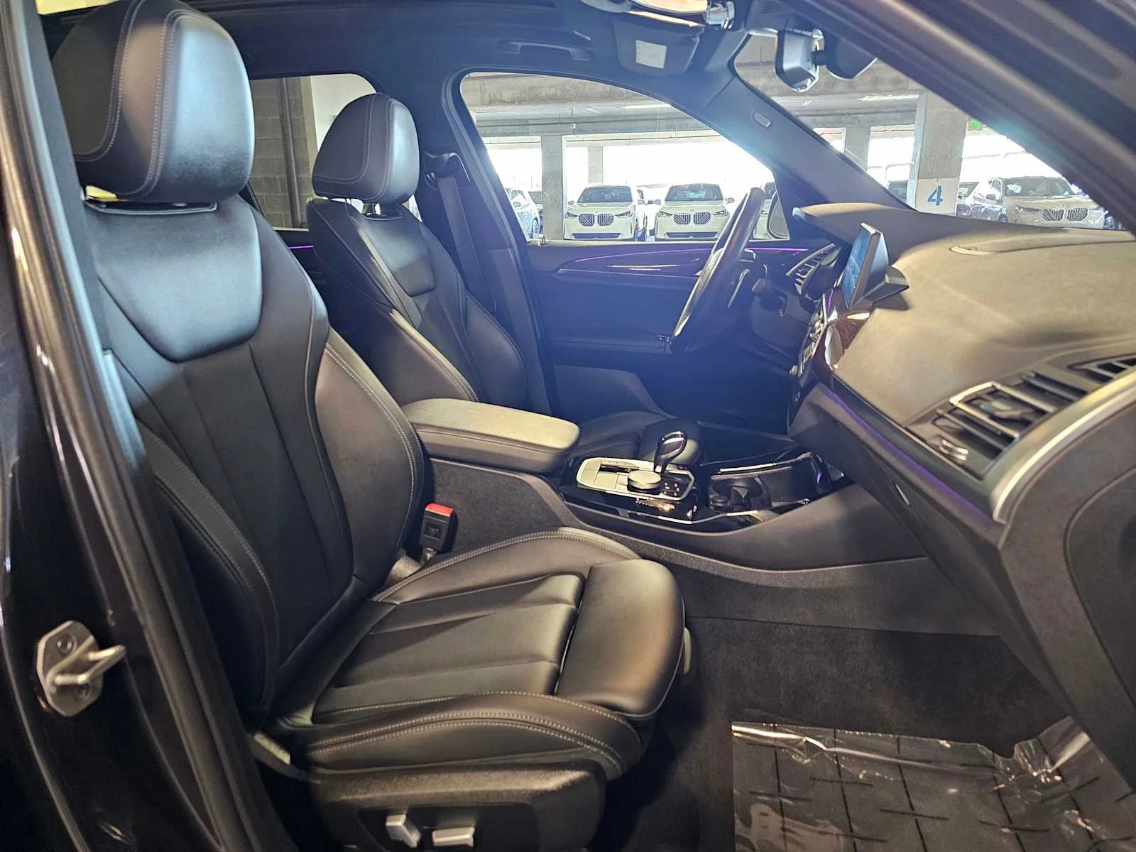 Used 2022 Dark Graphite Metallic BMW xDrive30i image 42