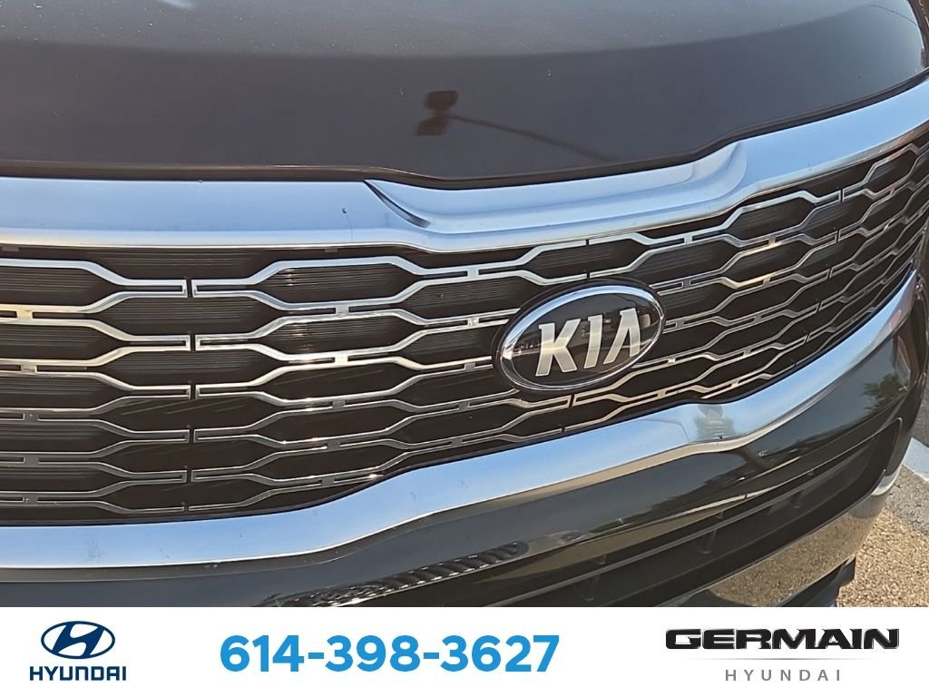 Used 2021 Black Kia S image 14