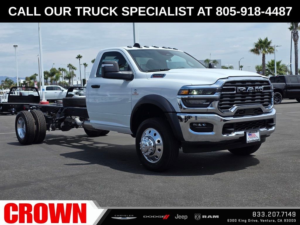 New 2026 Bright White Clear-Coat Exterior Paint RAM Tradesman image 3