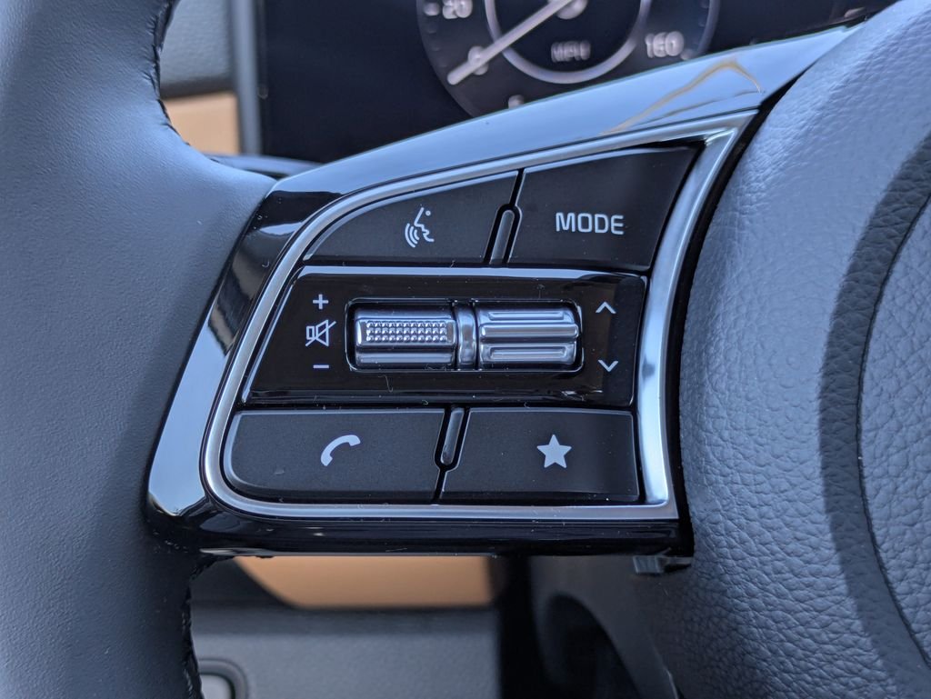 New 2026 Ceramic Silver Kia SX image 22