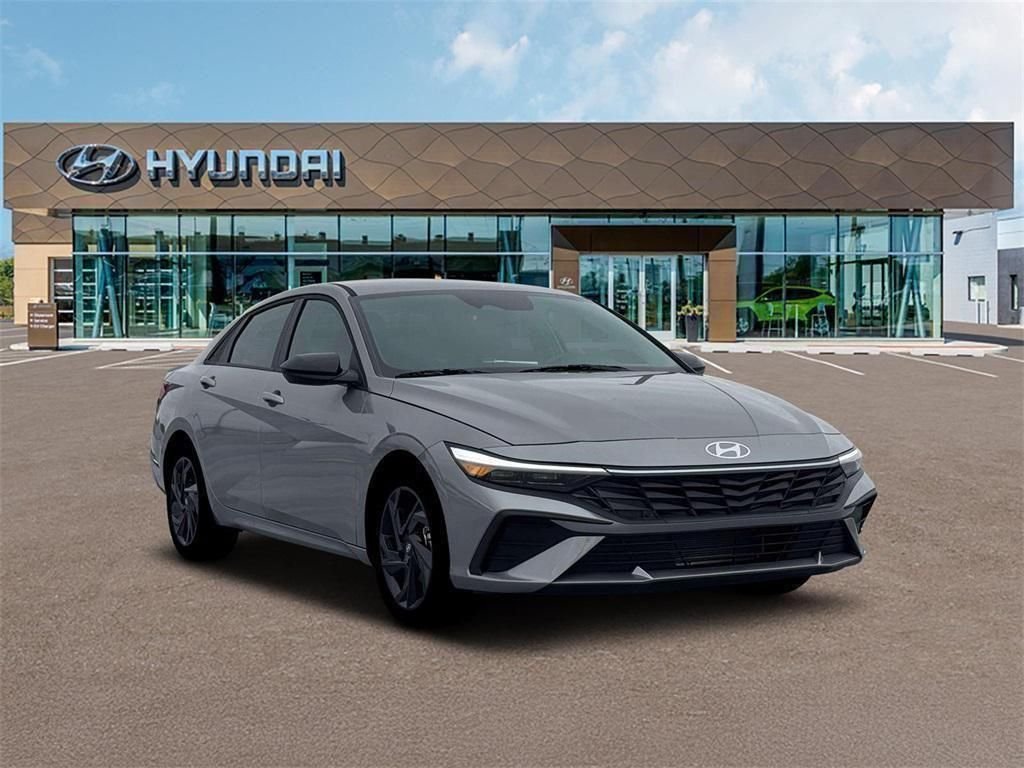 2026 Hyundai Elantra SEL Sport - Photo 11