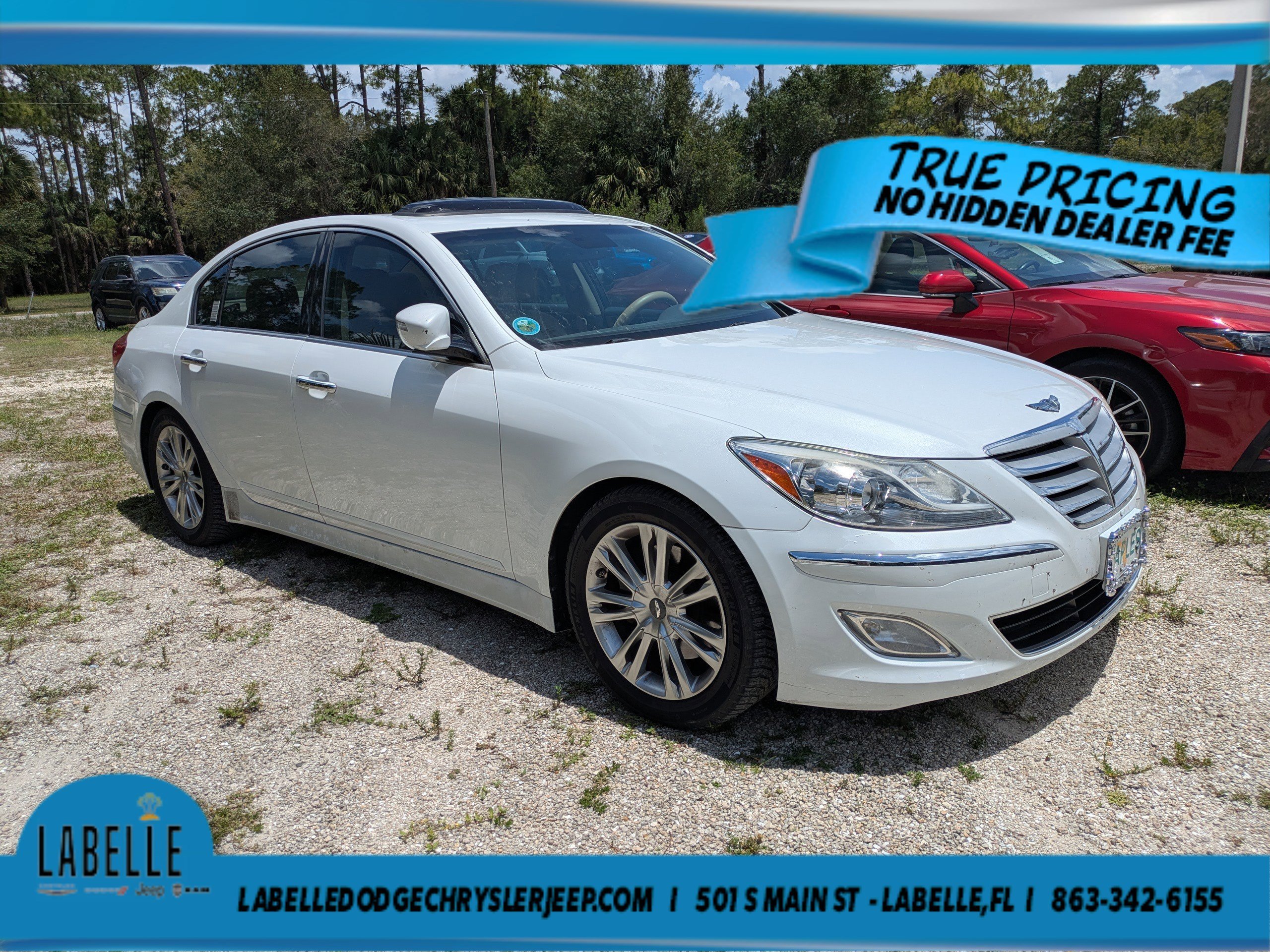 2013 Hyundai Genesis 3.8's photo