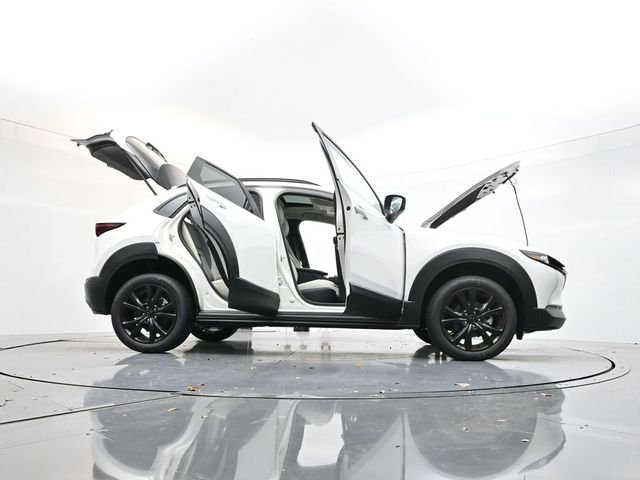 Used 2026 White Mazda 2.5 S Aire Edition image 32
