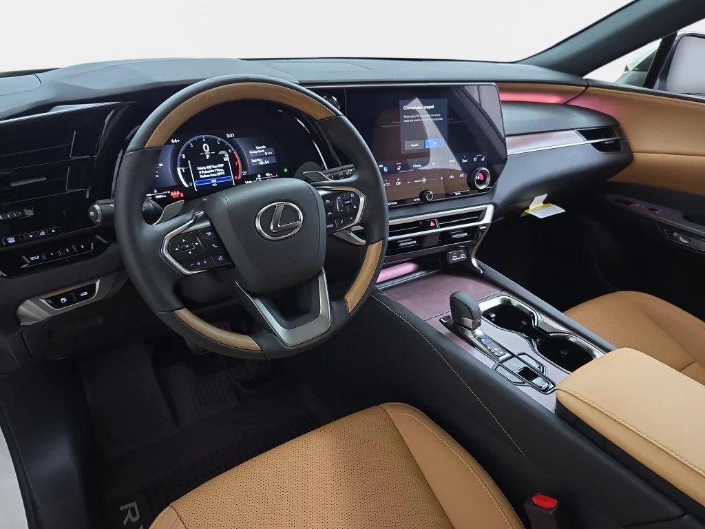 New 2026 Eminent White Pearl Lexus PREMIUM PLUS image 10
