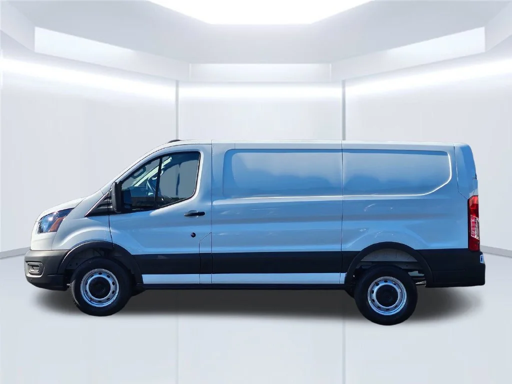 New 2027 Oxford White Ford Cargo Van image 17
