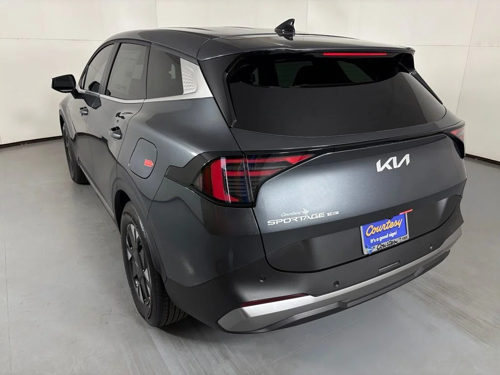New 2027 Gravity Gray Kia LX image 6