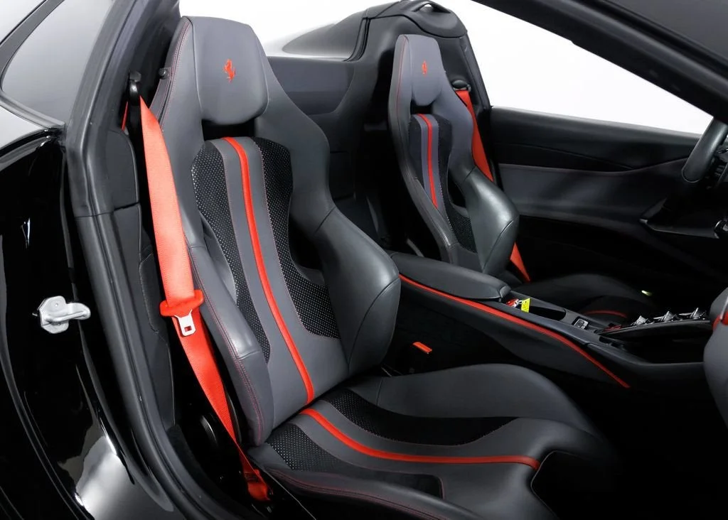 Certified Used 2021 Nero Ferrari Base image 21
