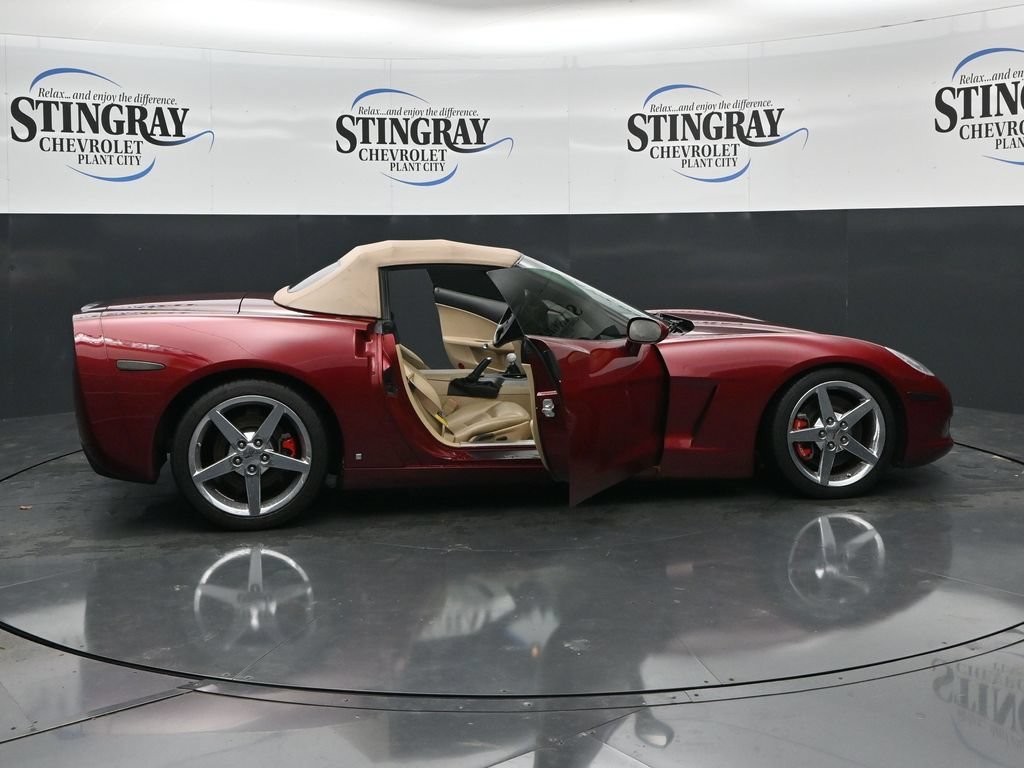 Used 2006 Monterey Red Met Tintcoat Chevrolet NA image 36