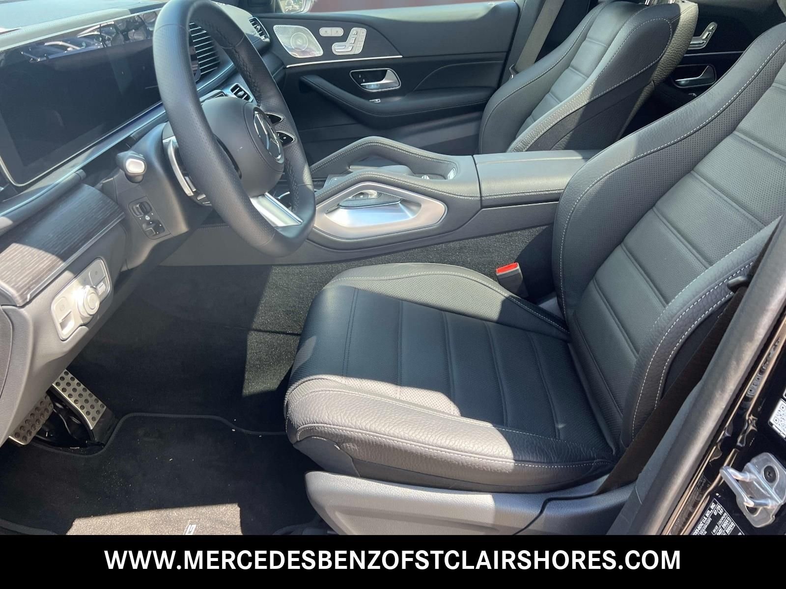 New 2026 Obsidian Black Metallic Mercedes-Benz GLS 580 image 19