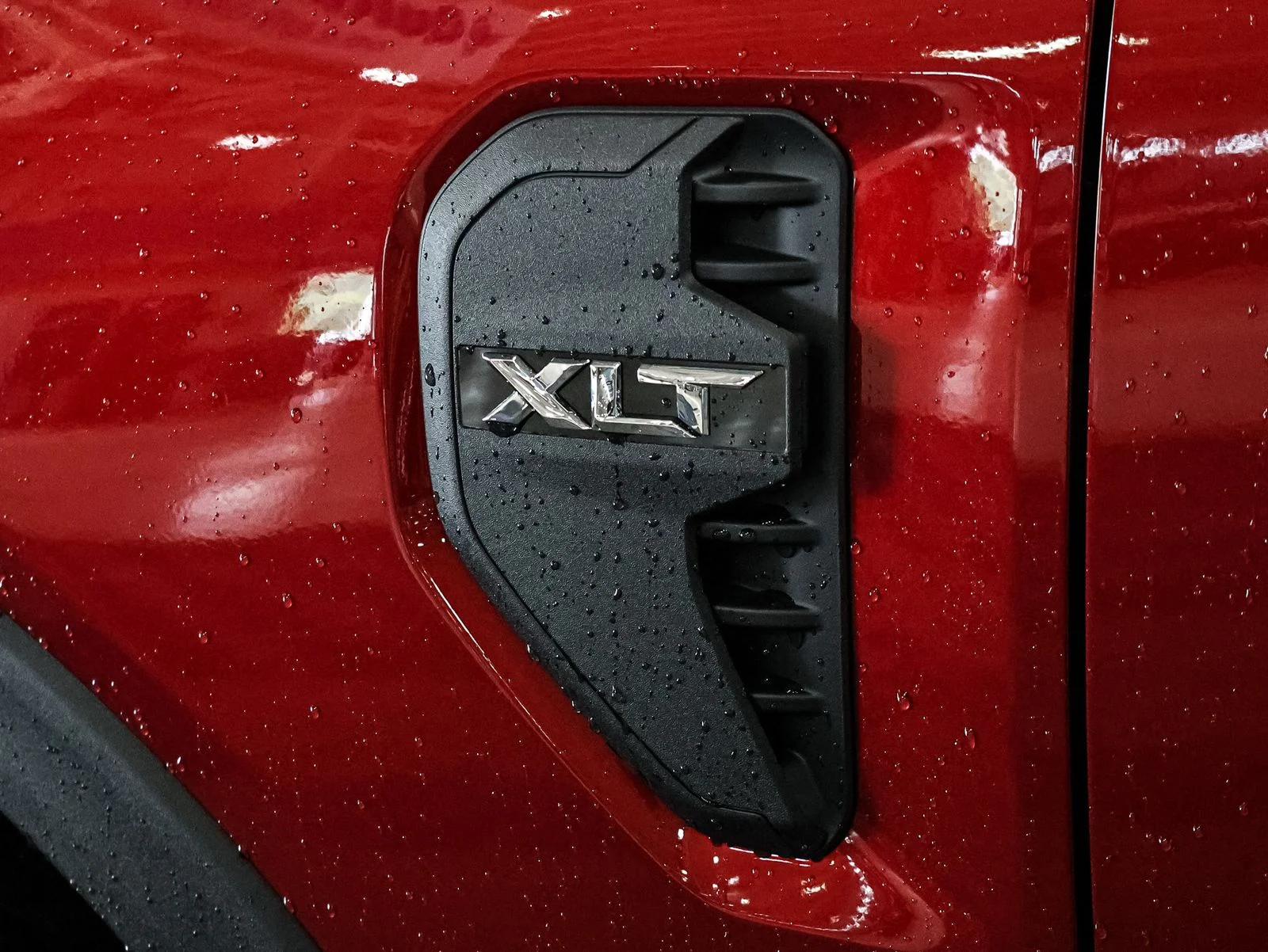 New 2026 Red Ford XLT image 19