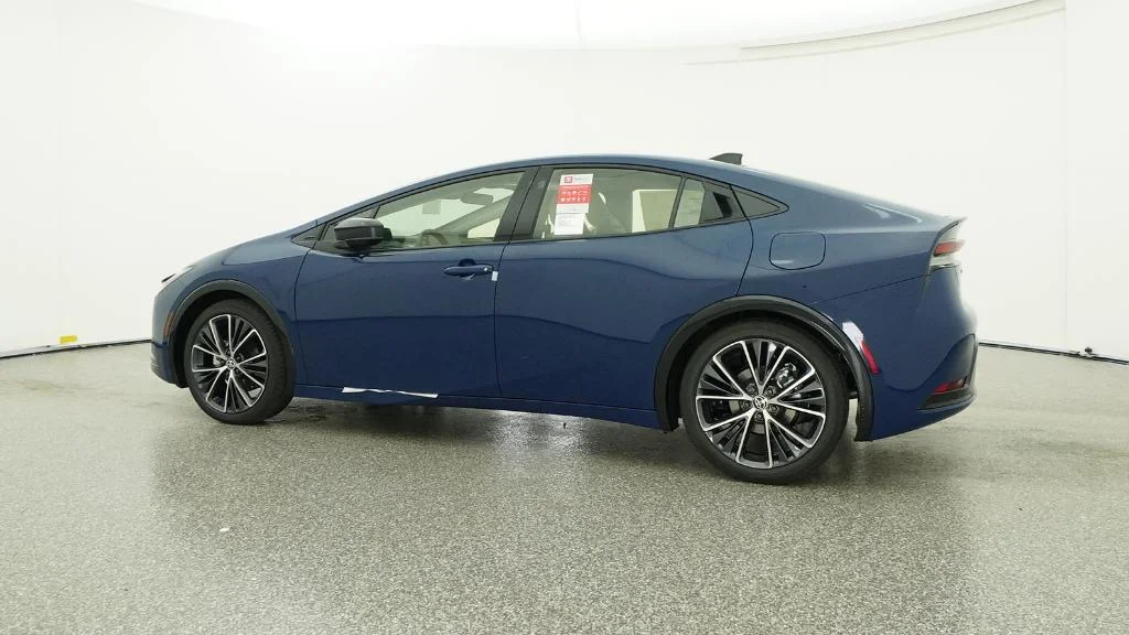 New 2026 Reservoir Blue Toyota XLE image 13