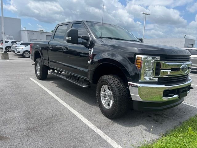 Used 2018 Black Ford XL image 7