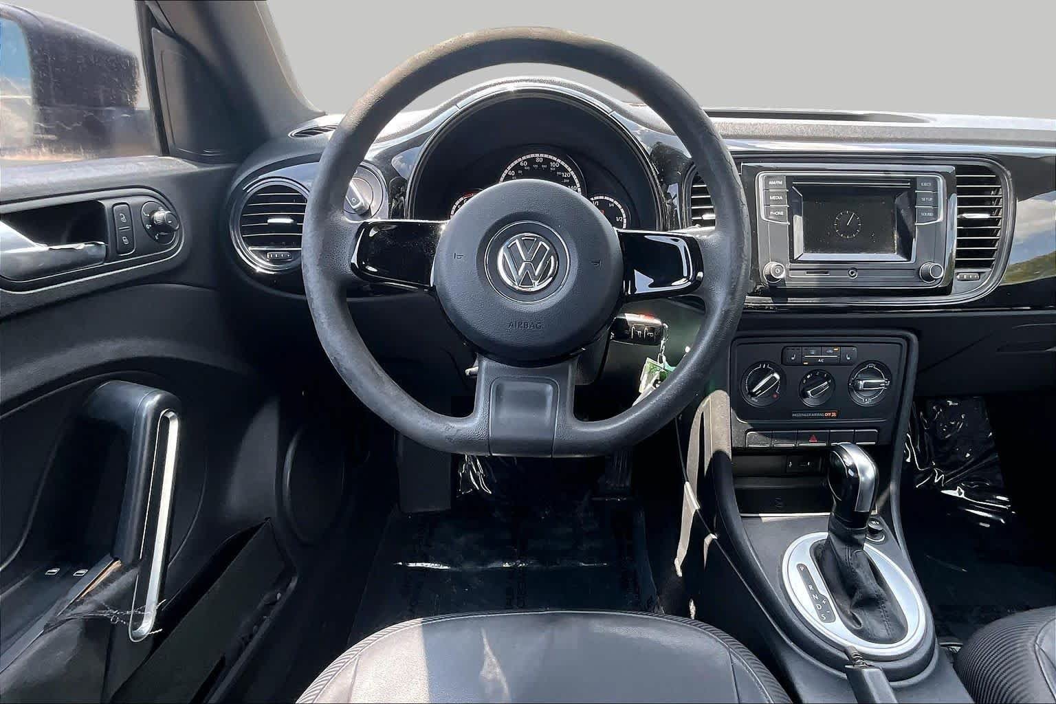 Used 2016 Platinum Gray Metallic Volkswagen 1.8T Fleet Edition image 6