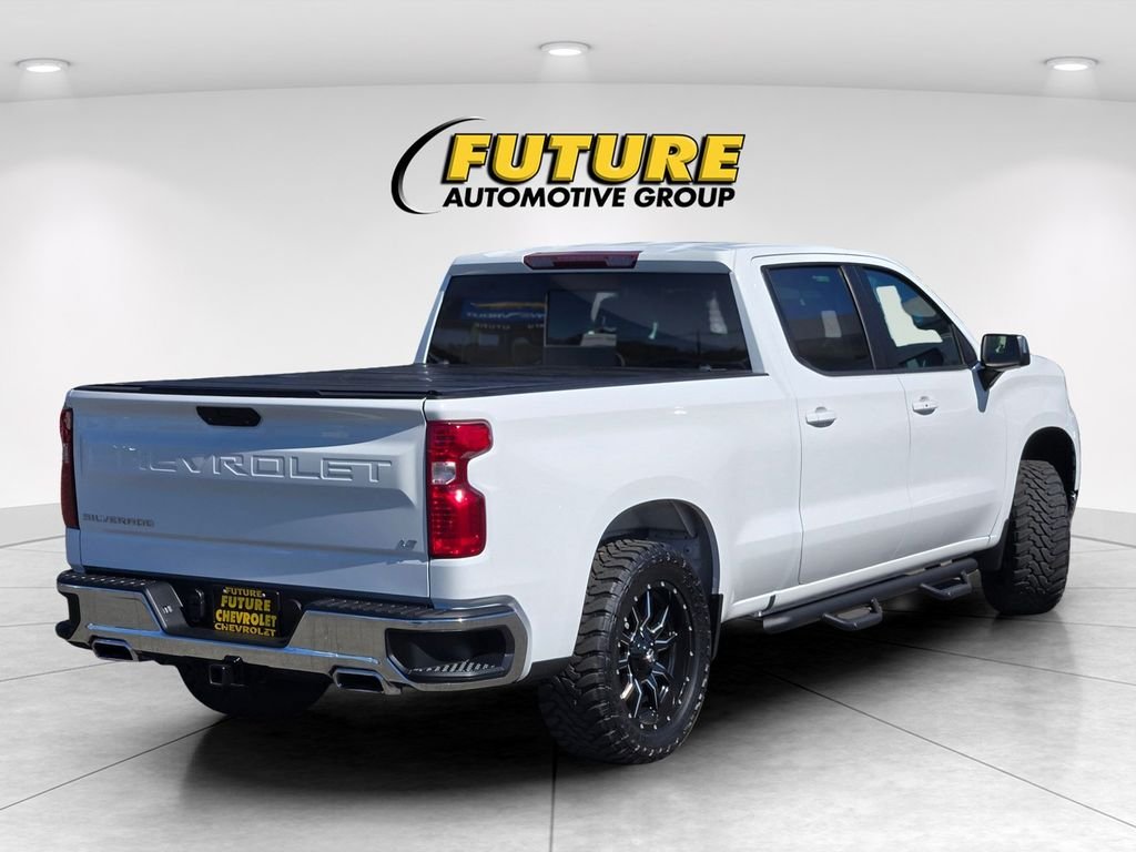 Used 2020 White Chevrolet LT image 4