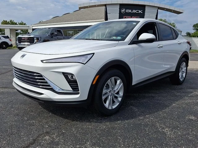 New 2026 Summit White Buick Preferred image 3