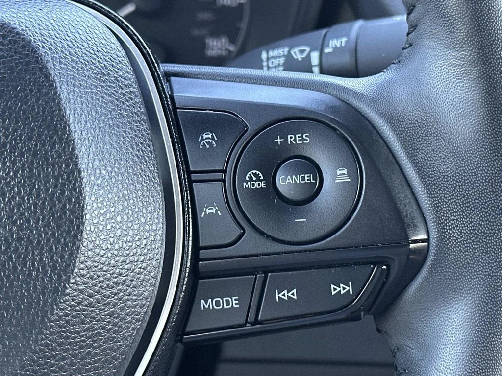 Certified Used 2024  Toyota SE image 29