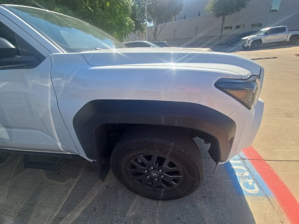 Used 2025 White Toyota SR5 image 14