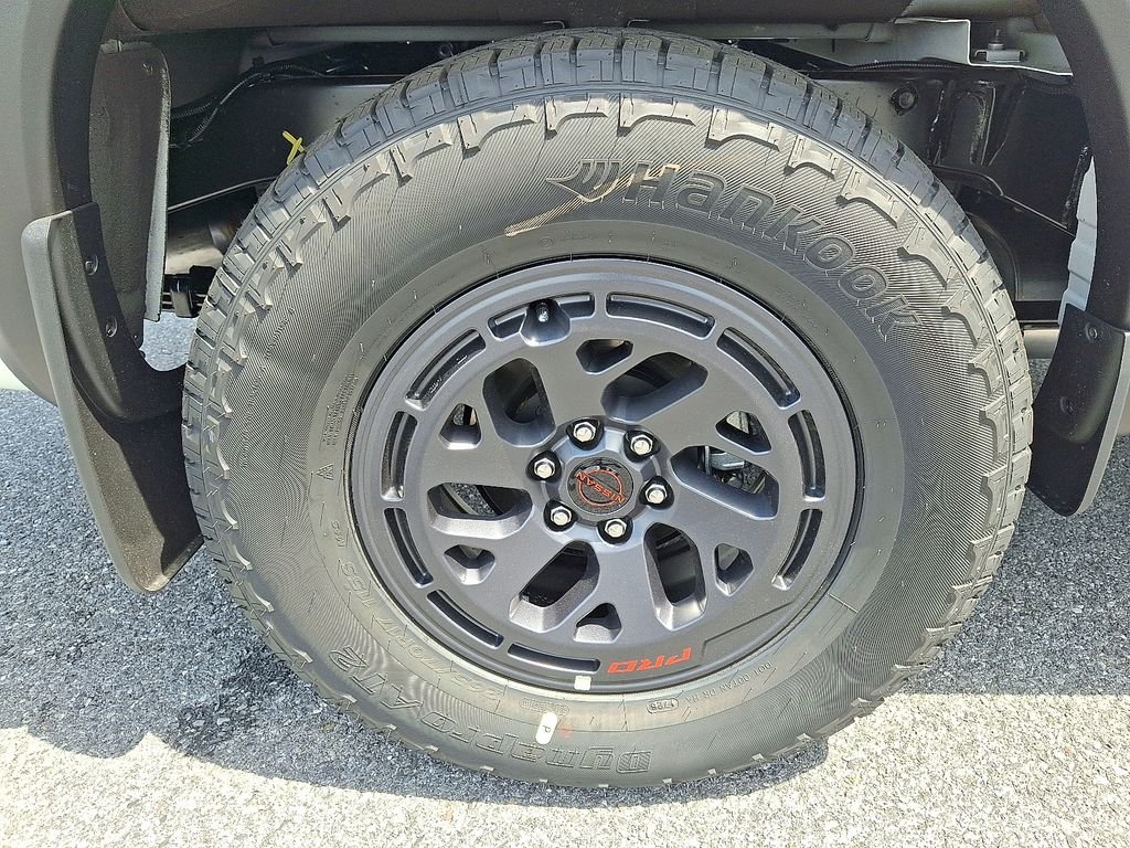 2026 Nissan Frontier — photo 5