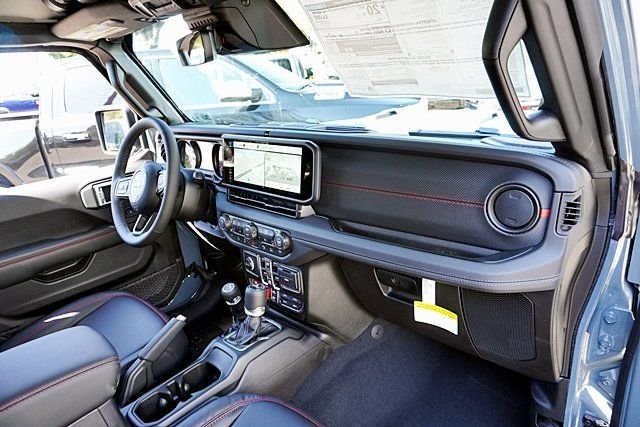 New 2026 Anvil Clear-Coat Exterior Paint Jeep Rubicon X image 15