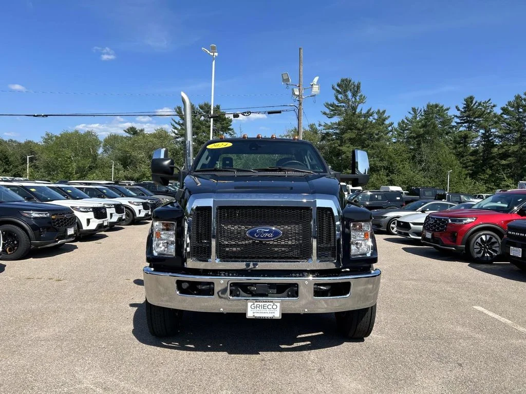 Used 2024 Black Ford  image 8