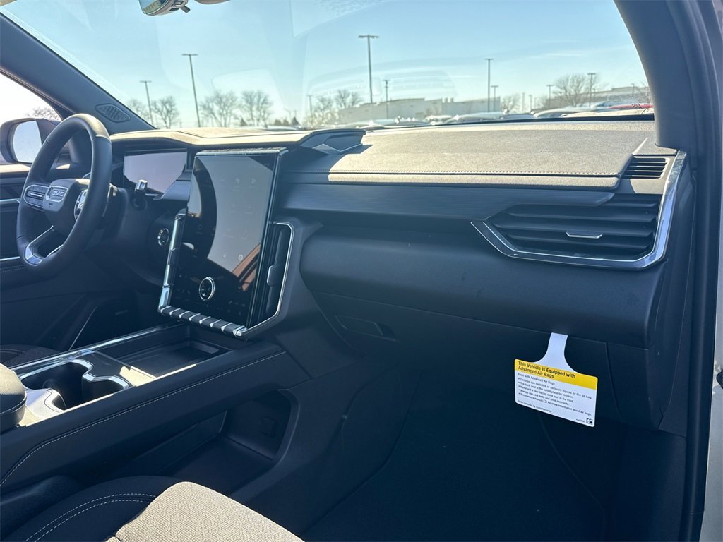 2026 GMC ACADIA - Image 39