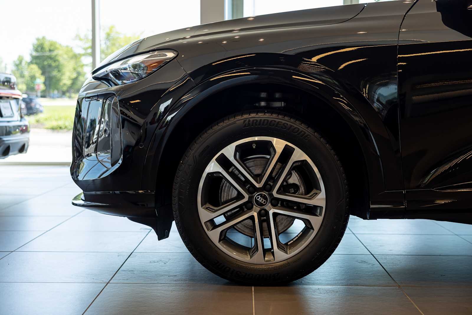 Used 2025 Mythos Black metallic Audi Premium image 43