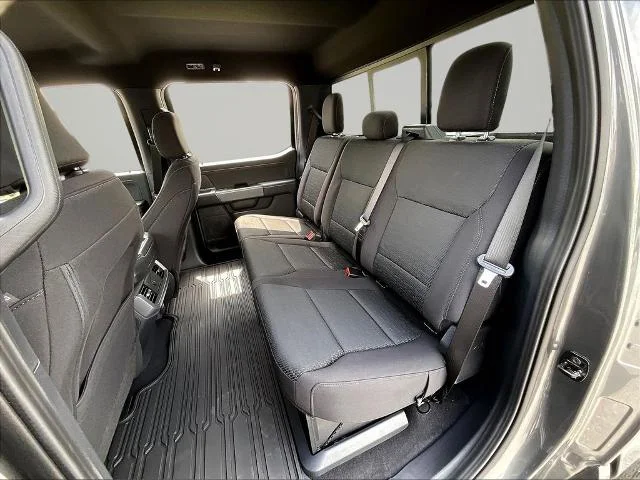 New 2026 Carbonized Gray Metallic Ford XLT image 65