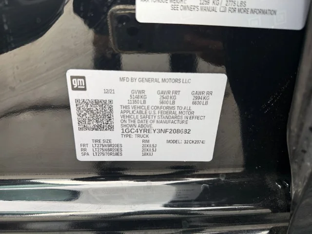 Used 2022 Black Chevrolet High Country image 23