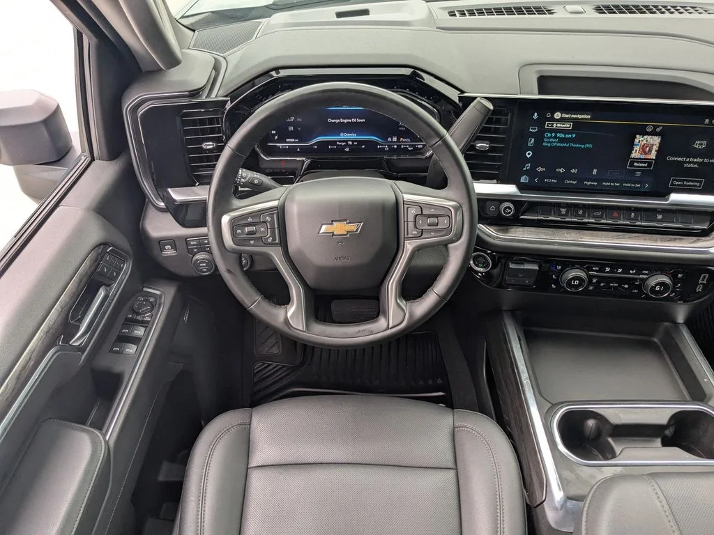 Used 2025 Gray Chevrolet LTZ image 17