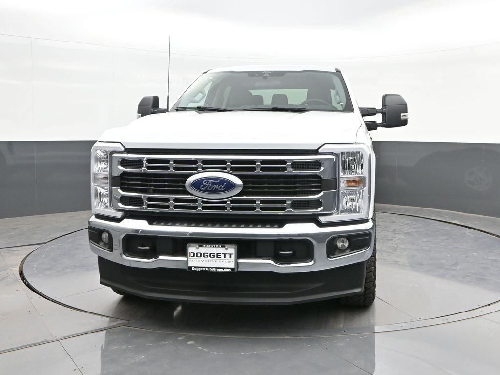 Used 2025 White Ford XLT image 25