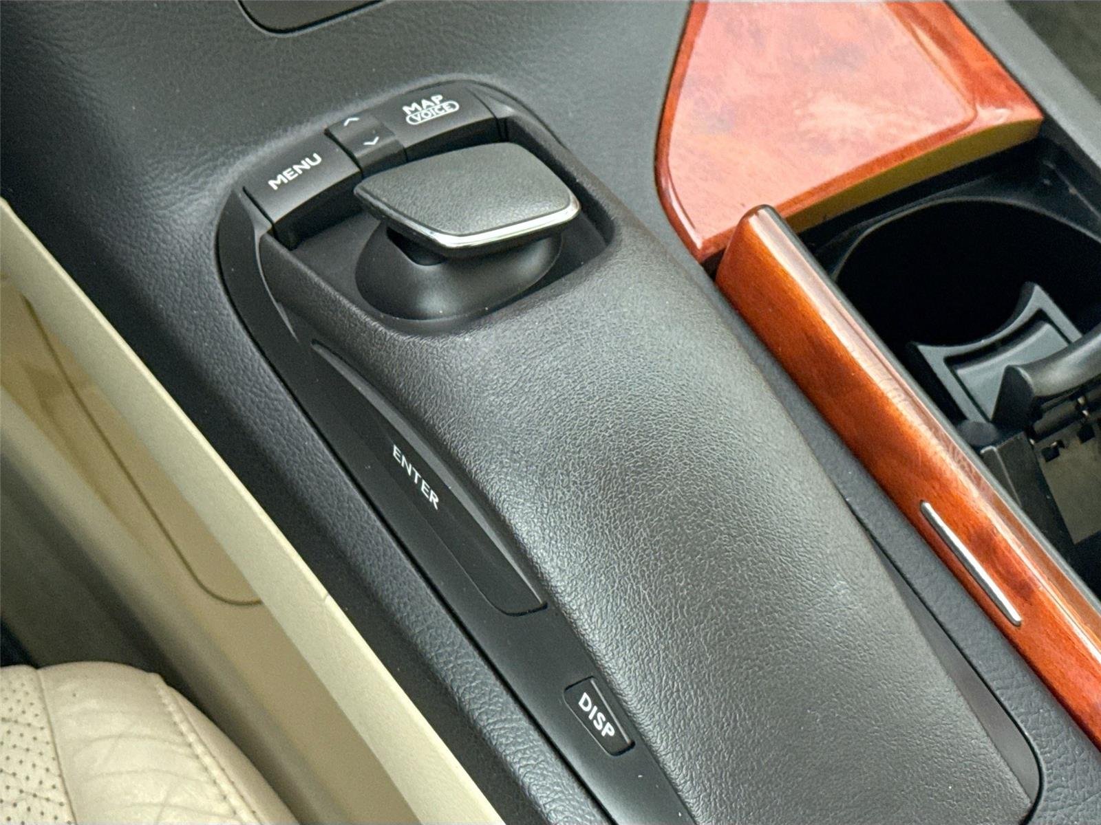 Used 2010 Obsidian Lexus 4DR FWD image 28