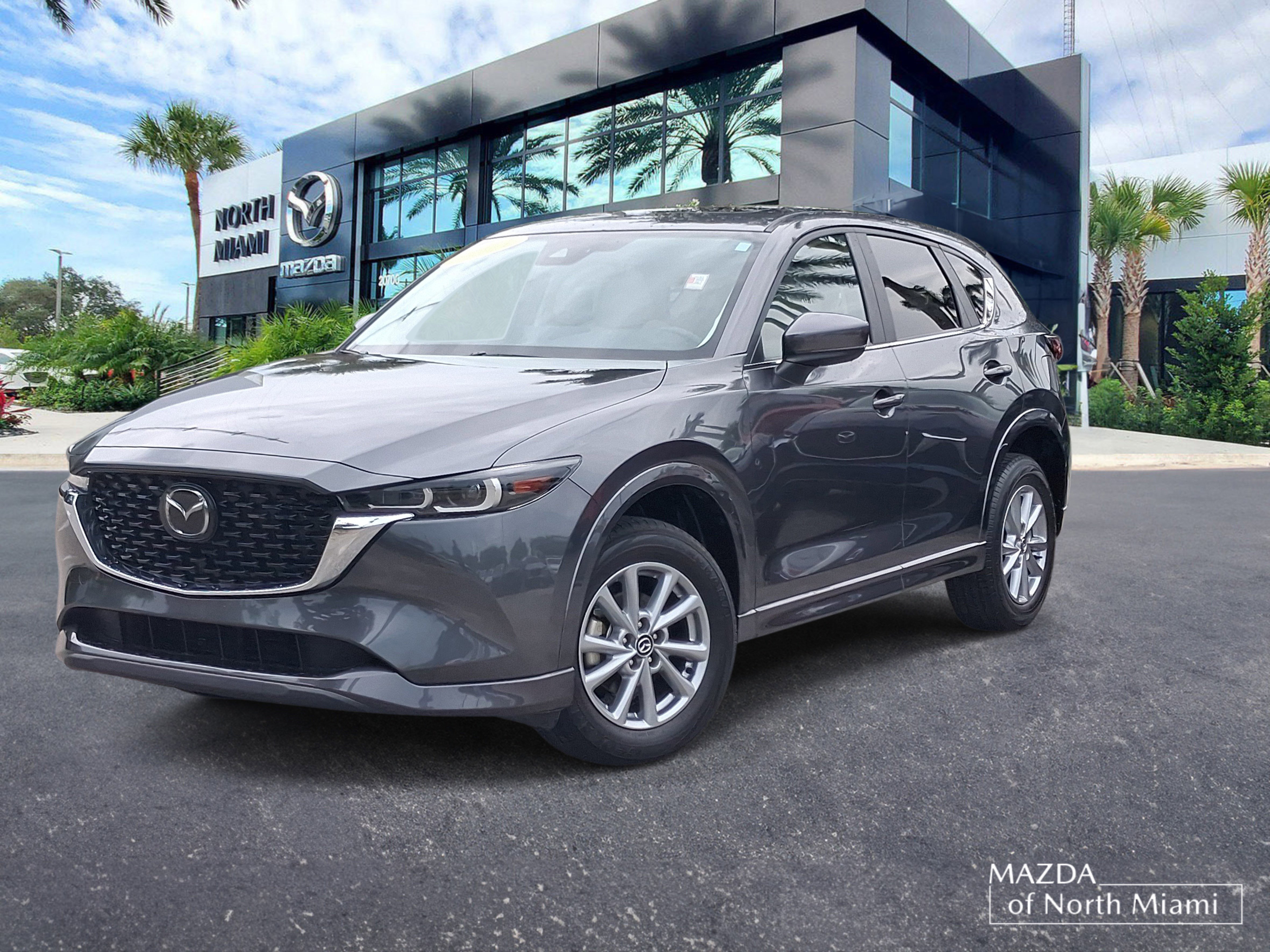 2024 Mazda CX-5 S Preferred package Auto AWD's photo