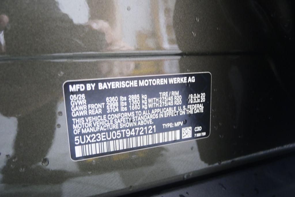 Certified Used 2026 Green Metallic BMW xDrive40i image 28