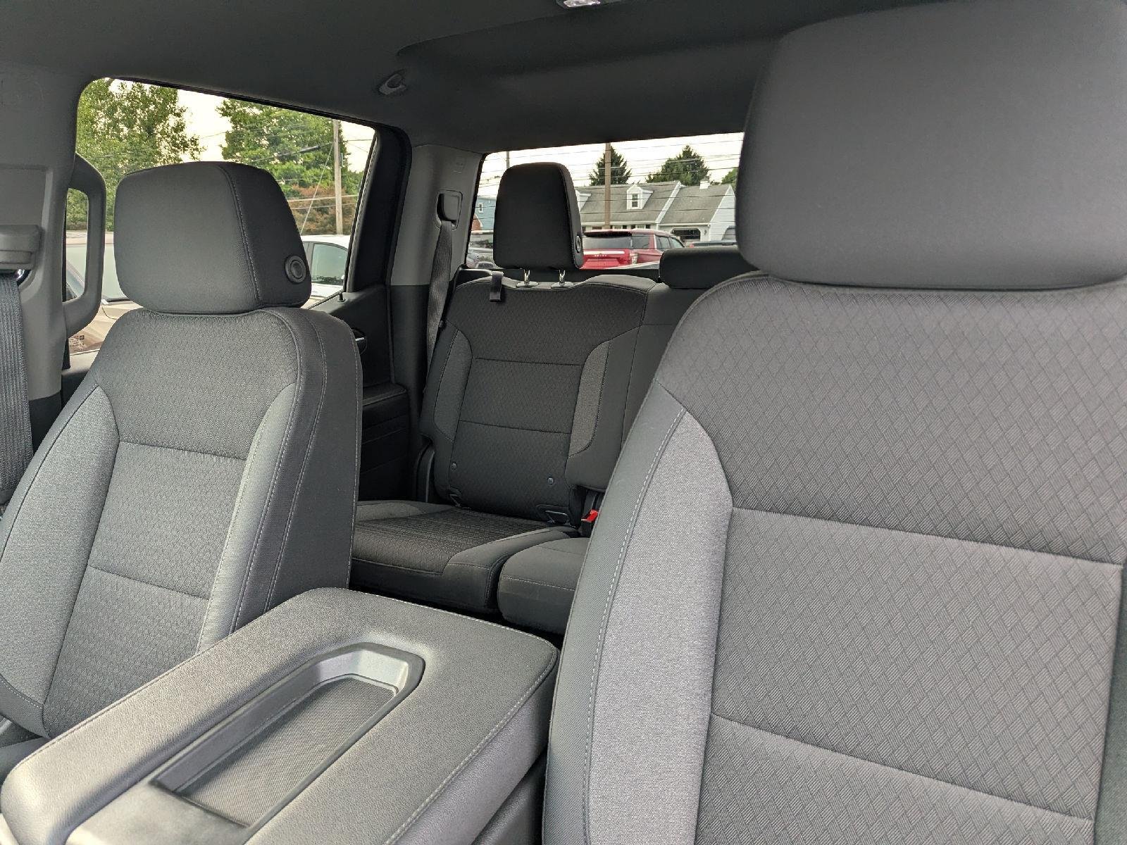 Used 2024 Sterling Gray Metallic Chevrolet LT image 26