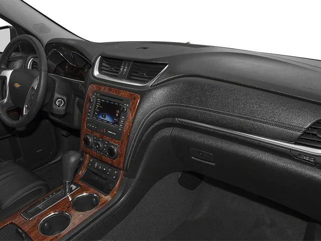 Used 2014 Silver Ice Metallic Chevrolet LTZ image 20