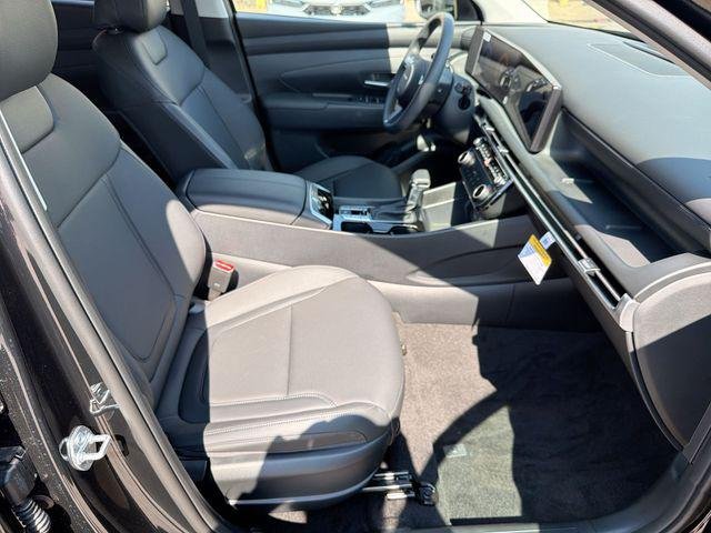 New 2026 Black Hyundai SEL Plus AWD image 26