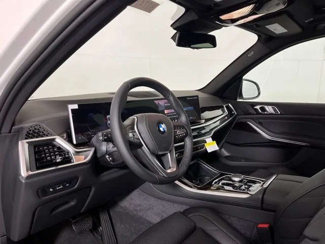 Used 2026 Alpine White BMW xDrive40i image 9