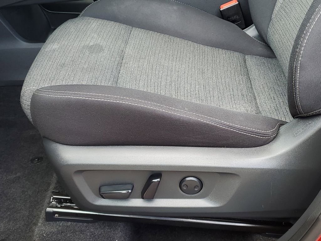 Used 2021 Scarlet Ember Tintcoat Nissan SV image 11